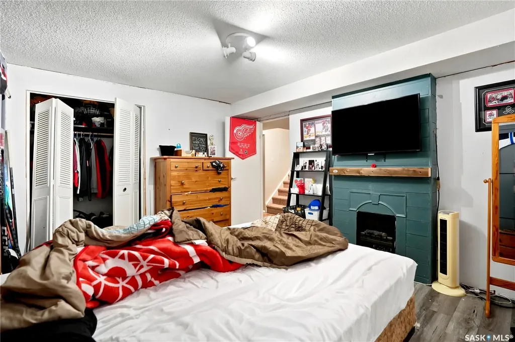 1313 Prince Crescent Moose Jaw SK S6H 6E6