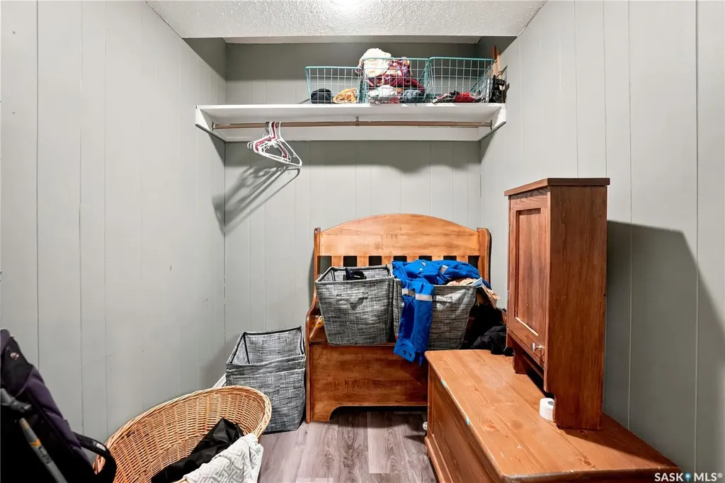 1313 Prince Crescent Moose Jaw SK S6H 6E6