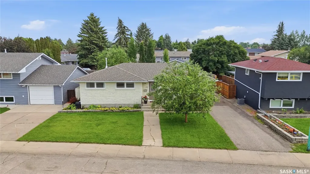 1313 Prince Crescent Moose Jaw SK S6H 6E6