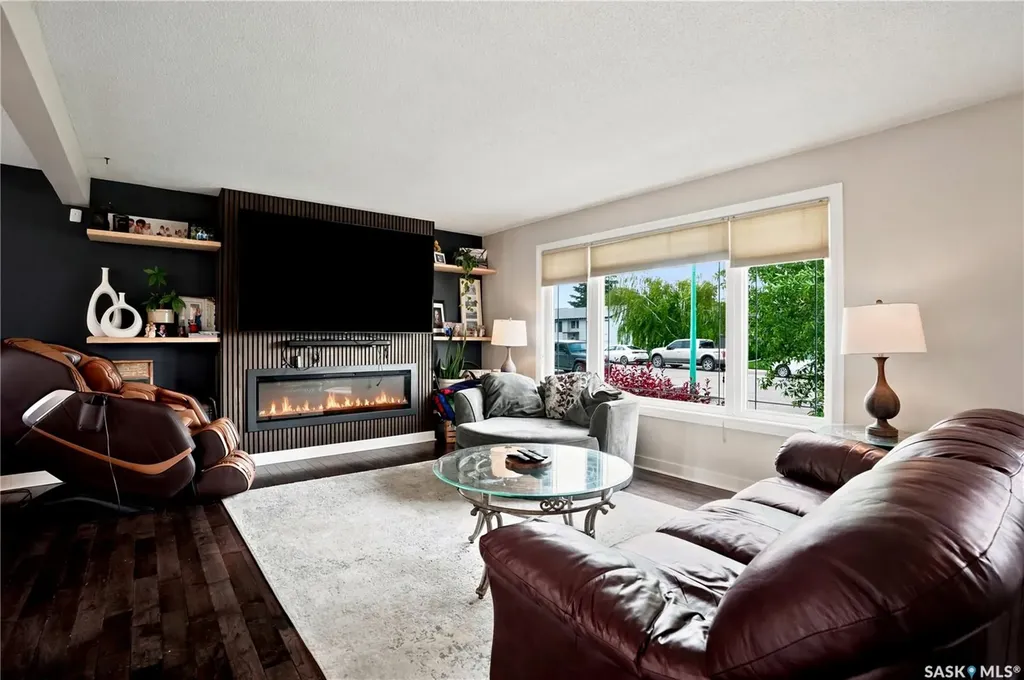 1313 Prince Crescent Moose Jaw SK S6H 6E6