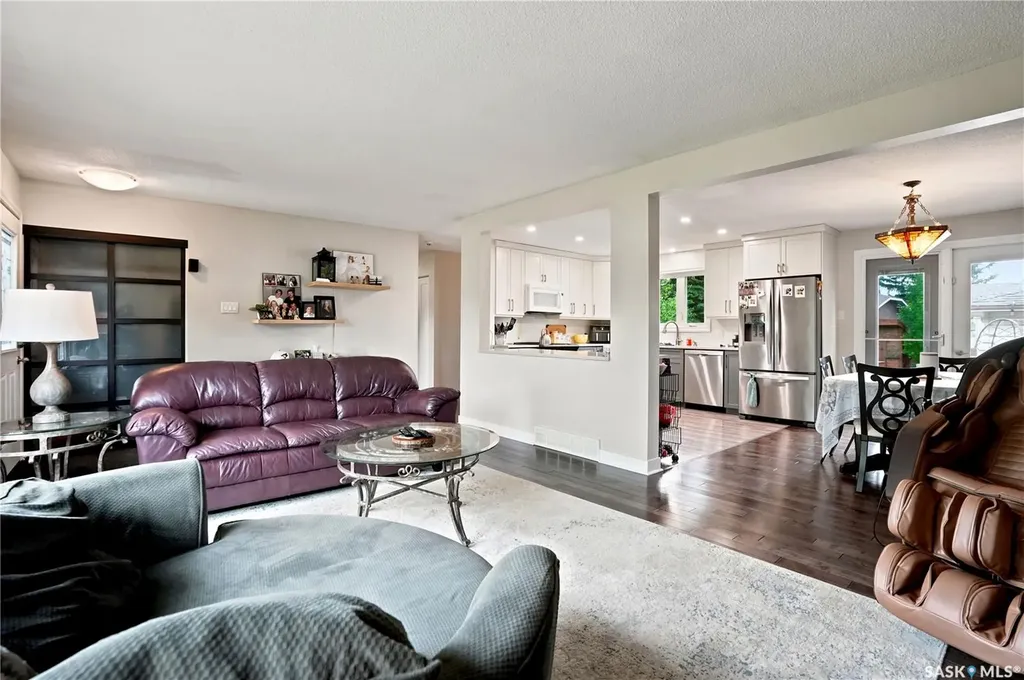 1313 Prince Crescent Moose Jaw SK S6H 6E6