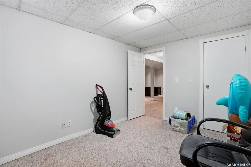 1007 Warner Street Moose Jaw SK S6H 5S6