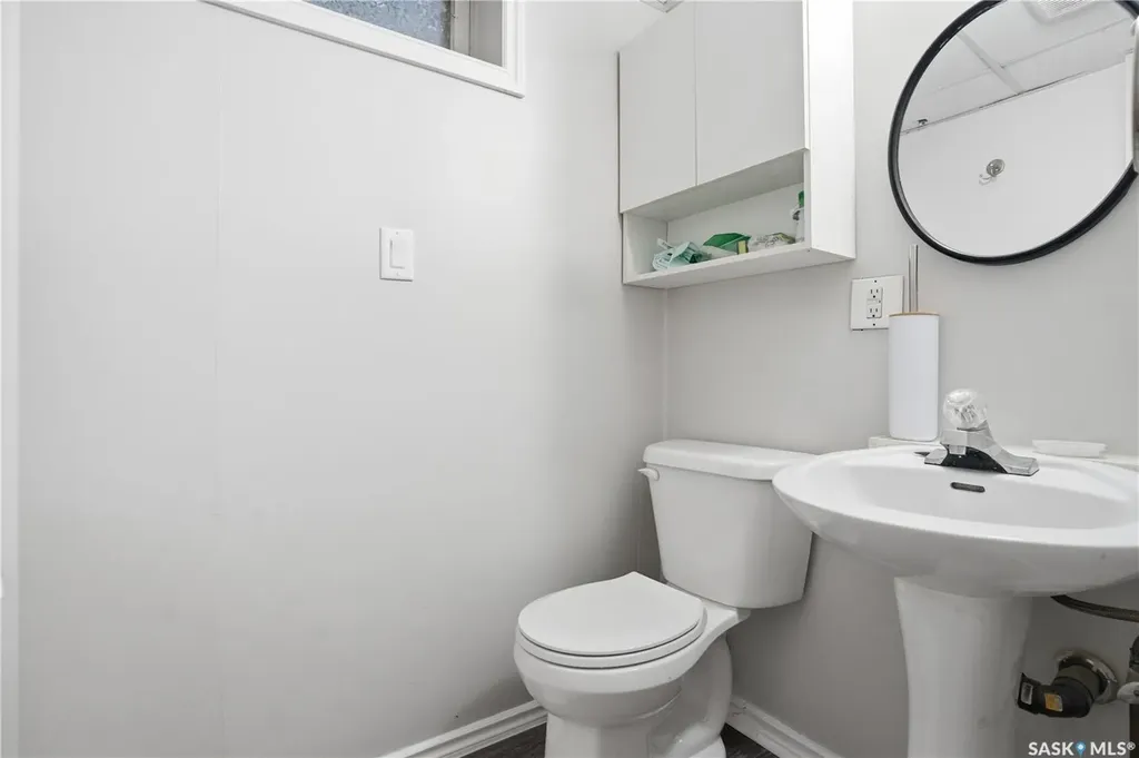 1007 Warner Street Moose Jaw SK S6H 5S6