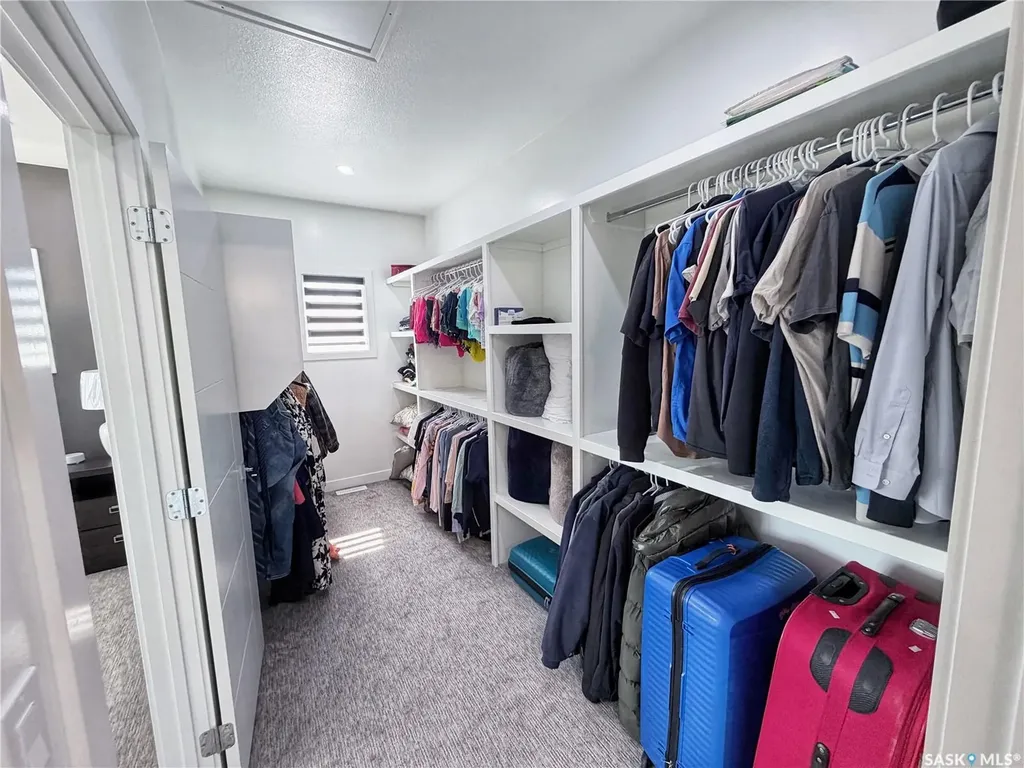 583 Kalra Street Saskatoon SK S7W 1E7