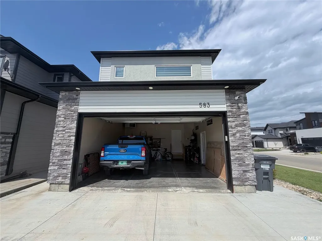 583 Kalra Street Saskatoon SK S7W 1E7