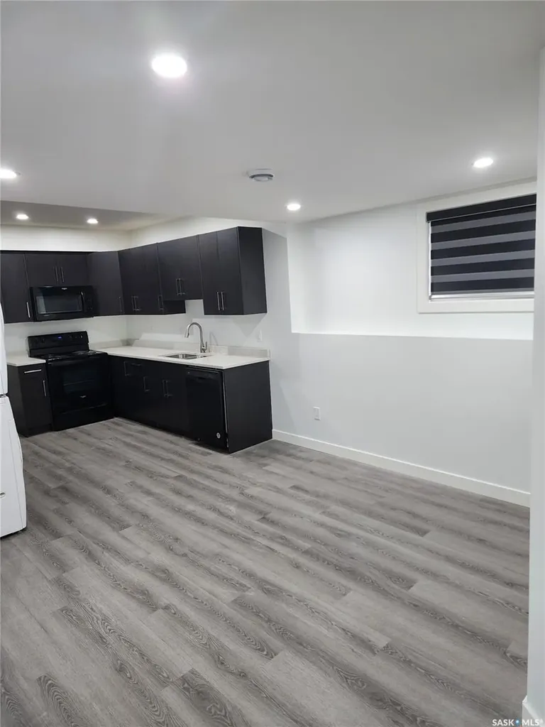 583 Kalra Street Saskatoon SK S7W 1E7