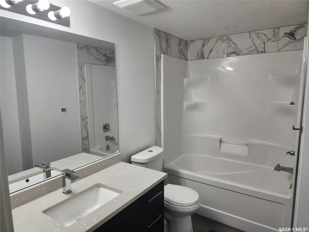 583 Kalra Street Saskatoon SK S7W 1E7
