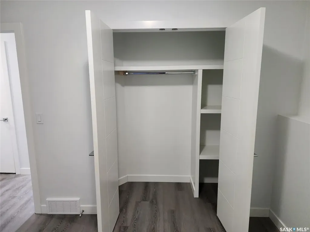 583 Kalra Street Saskatoon SK S7W 1E7