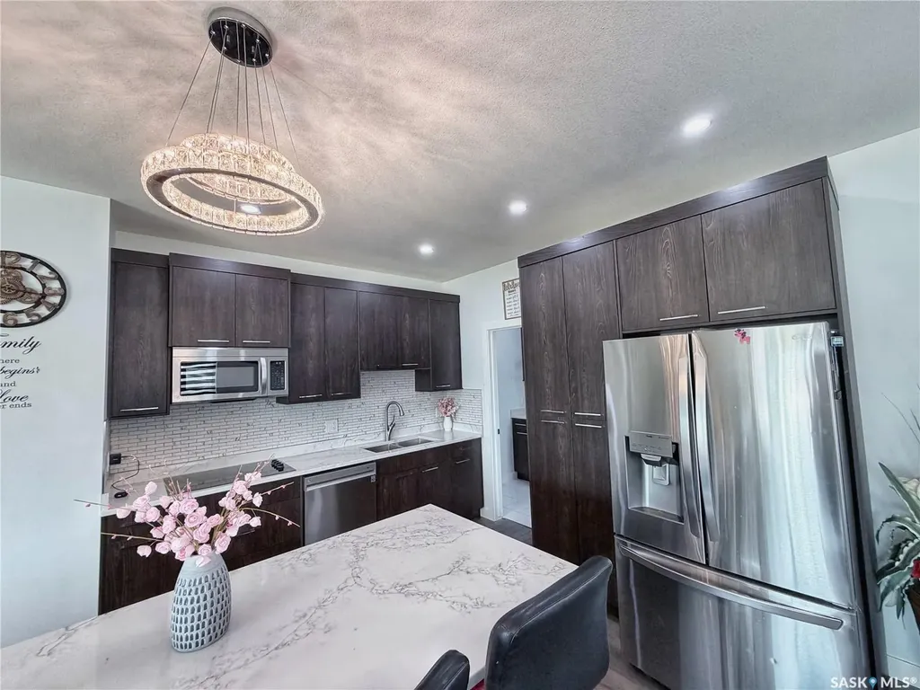 583 Kalra Street Saskatoon SK S7W 1E7