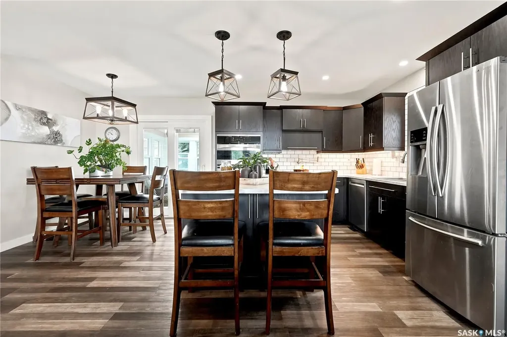 1645 Smith Street Moose Jaw SK S6K 1A7