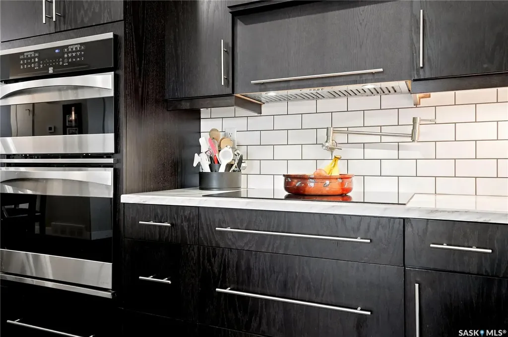 1645 Smith Street Moose Jaw SK S6K 1A7