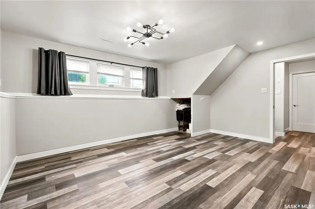 1645 Smith Street Moose Jaw SK S6K 1A7