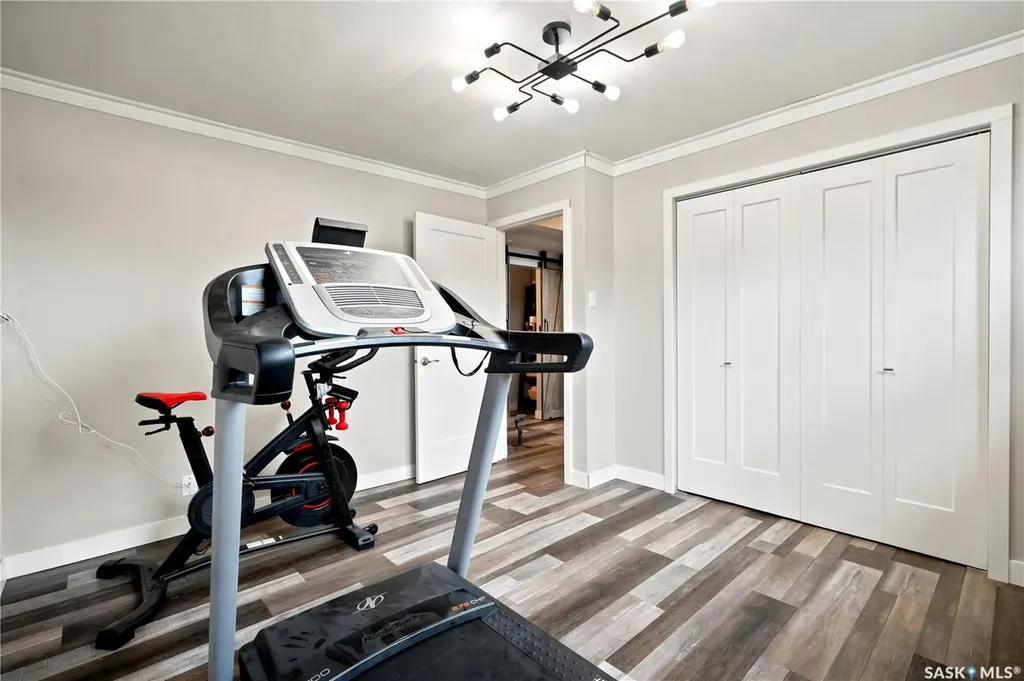 1645 Smith Street Moose Jaw SK S6K 1A7
