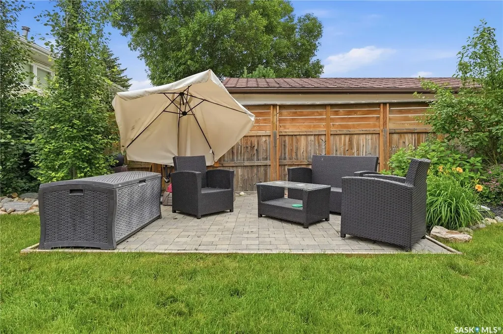 1645 Smith Street Moose Jaw SK S6K 1A7