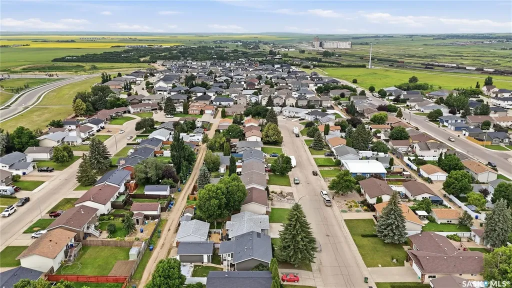 1645 Smith Street Moose Jaw SK S6K 1A7