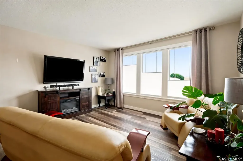 1645 Smith Street Moose Jaw SK S6K 1A7