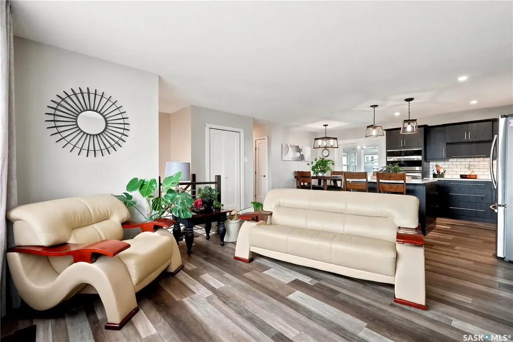1645 Smith Street Moose Jaw SK S6K 1A7