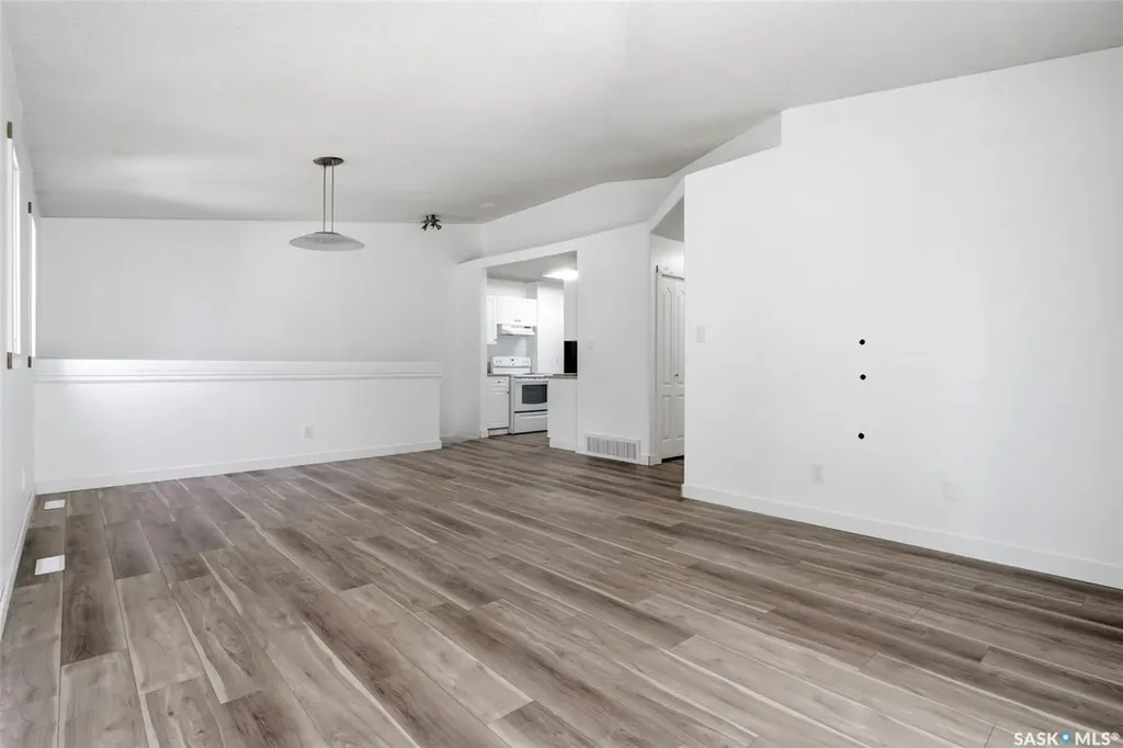 5442 Rochdale Boulevard Regina SK S4X 4P1