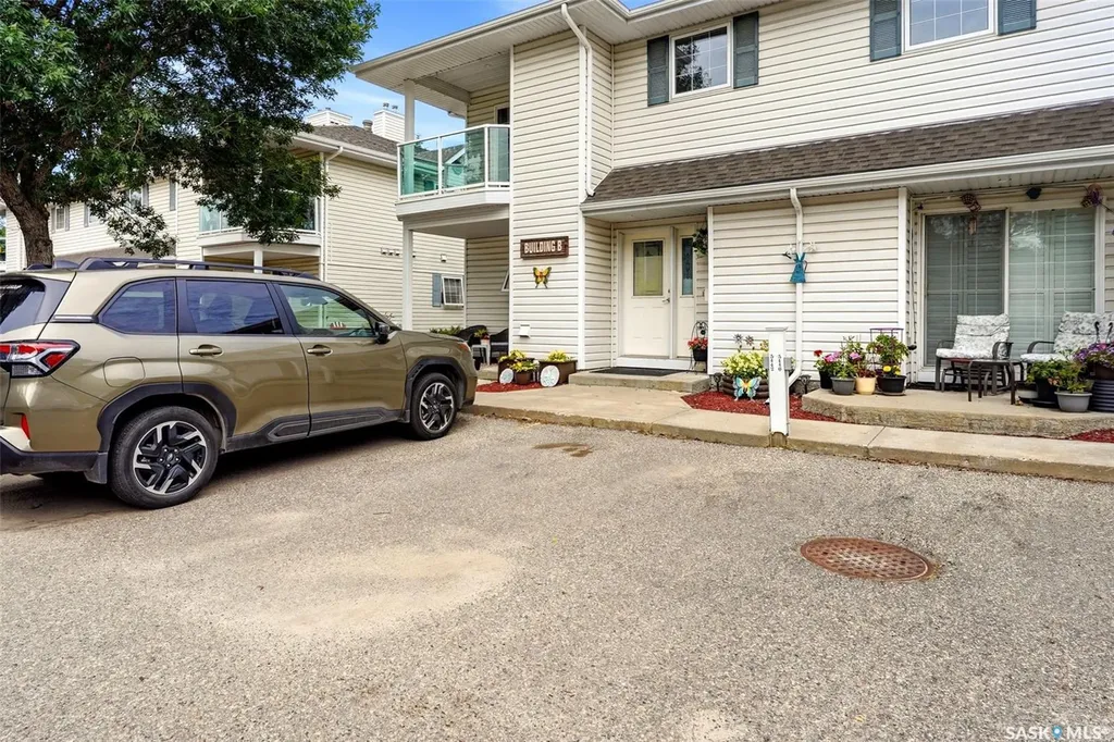 5442 Rochdale Boulevard Regina SK S4X 4P1