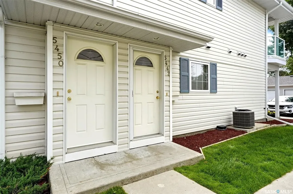5442 Rochdale Boulevard Regina SK S4X 4P1