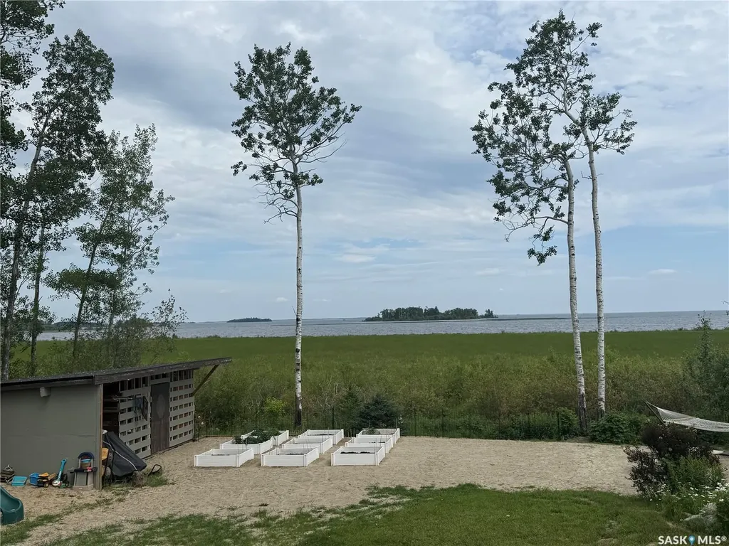 240 Dehavilland Avenue Air Ronge SK S0J 3G0