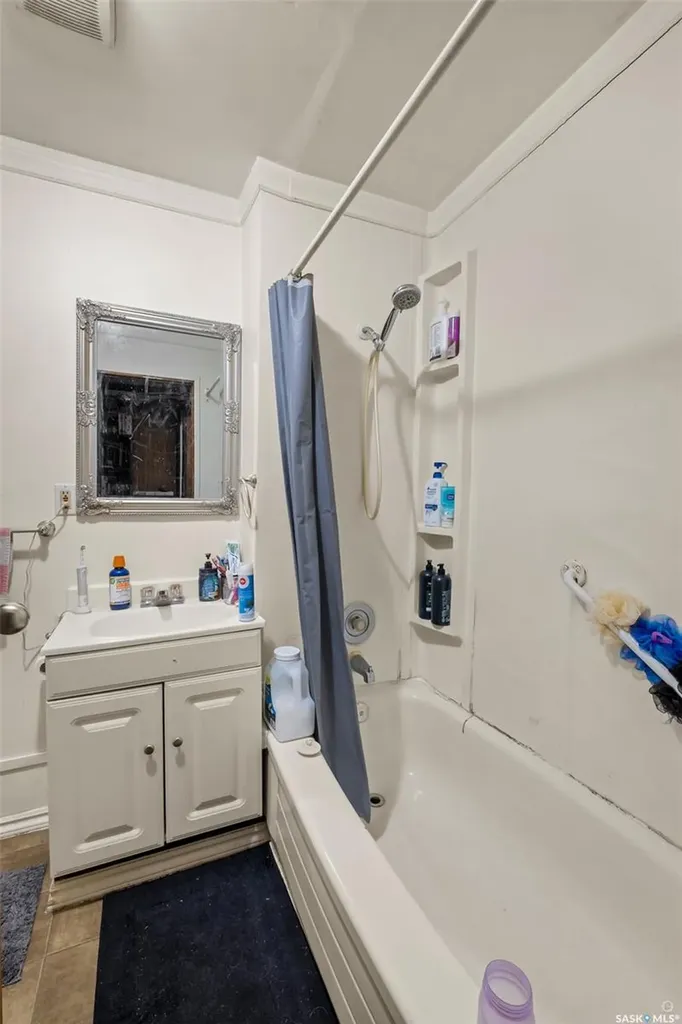 1313 6th Avenue W Prince Albert SK S6V 5J7