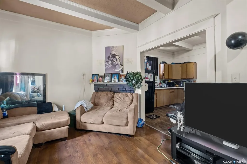 1313 6th Avenue W Prince Albert SK S6V 5J7