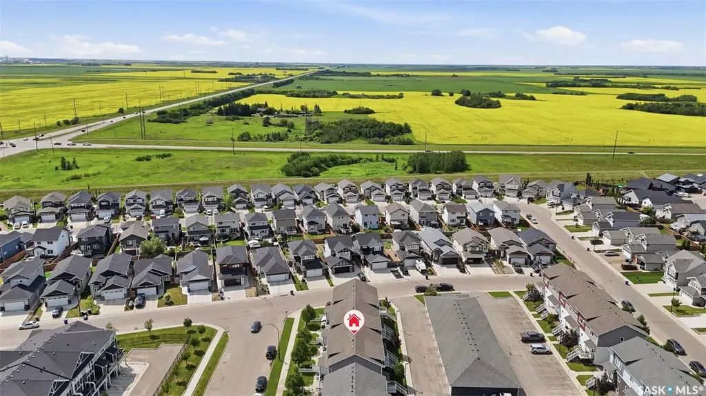 225 Hassard Close Saskatoon SK S7L 2W8