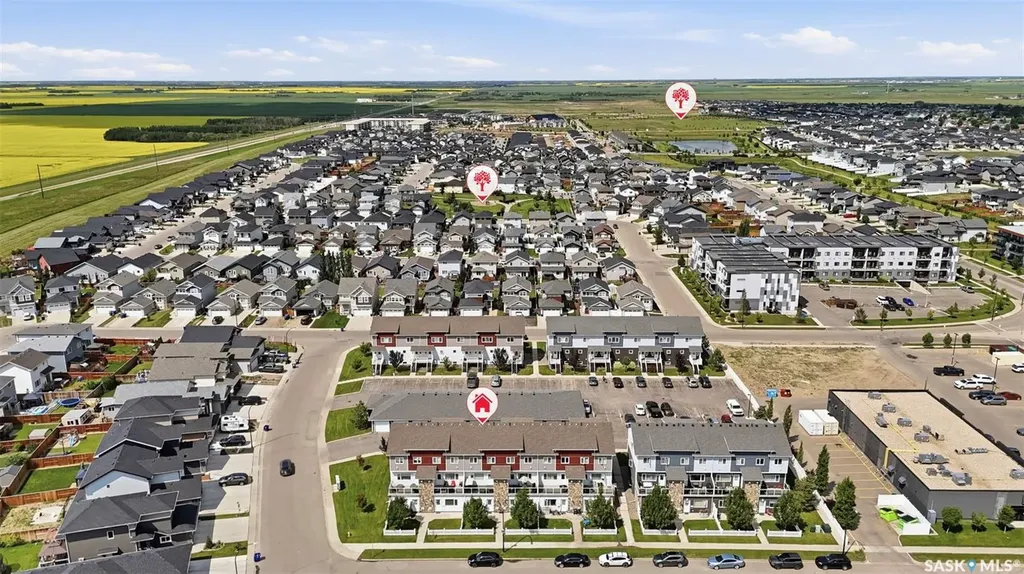 225 Hassard Close Saskatoon SK S7L 2W8