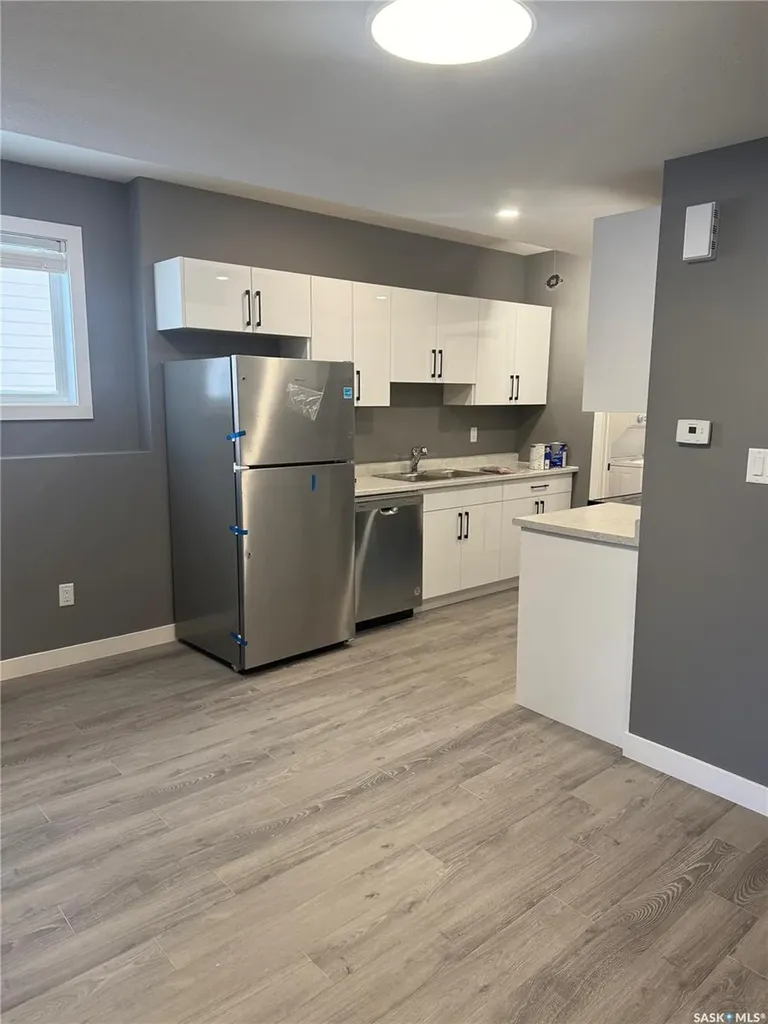 415 Mcarthur Crescent Saskatoon SK S7L 6Y3