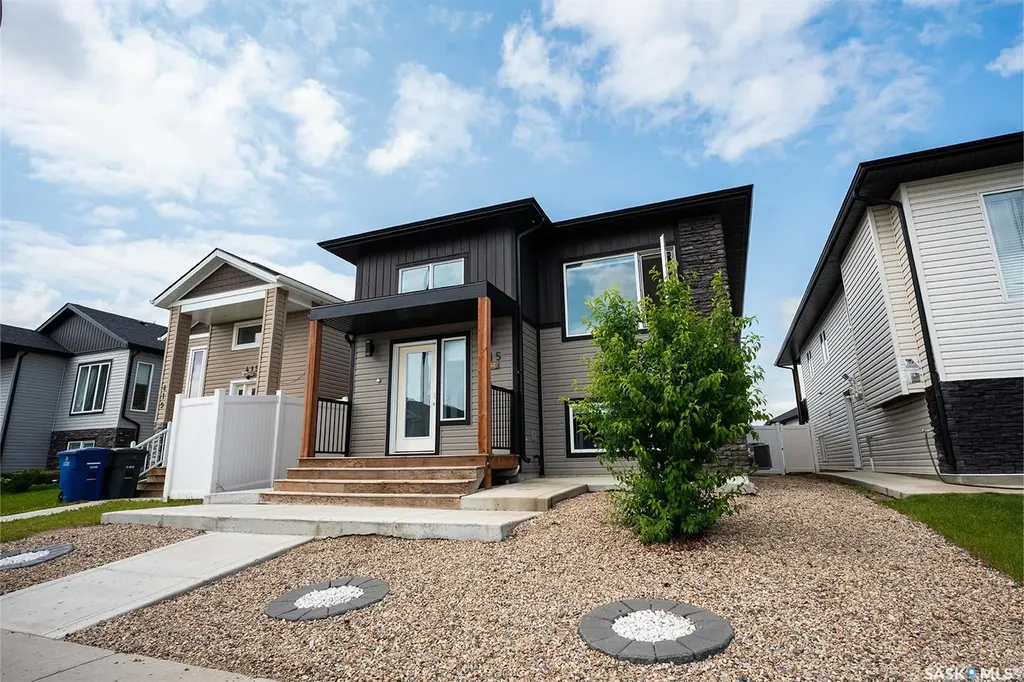 415 Mcarthur Crescent Saskatoon SK S7L 6Y3