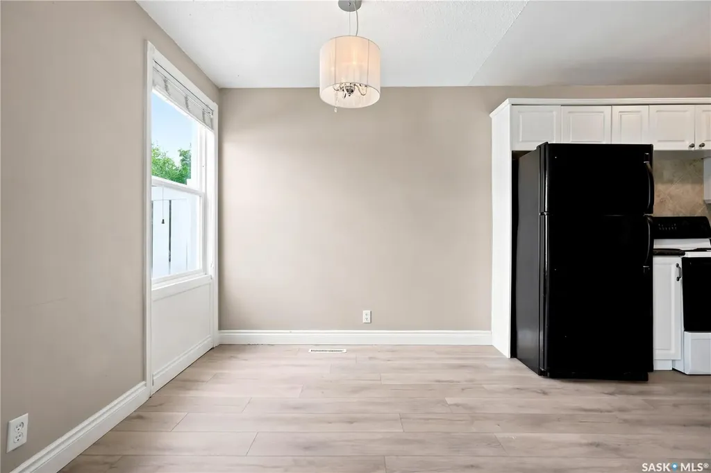 1292 Gordon Road Moose Jaw SK S6H 3E5