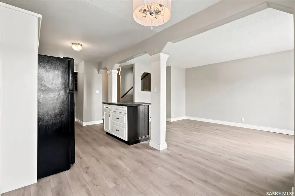 1292 Gordon Road Moose Jaw SK S6H 3E5