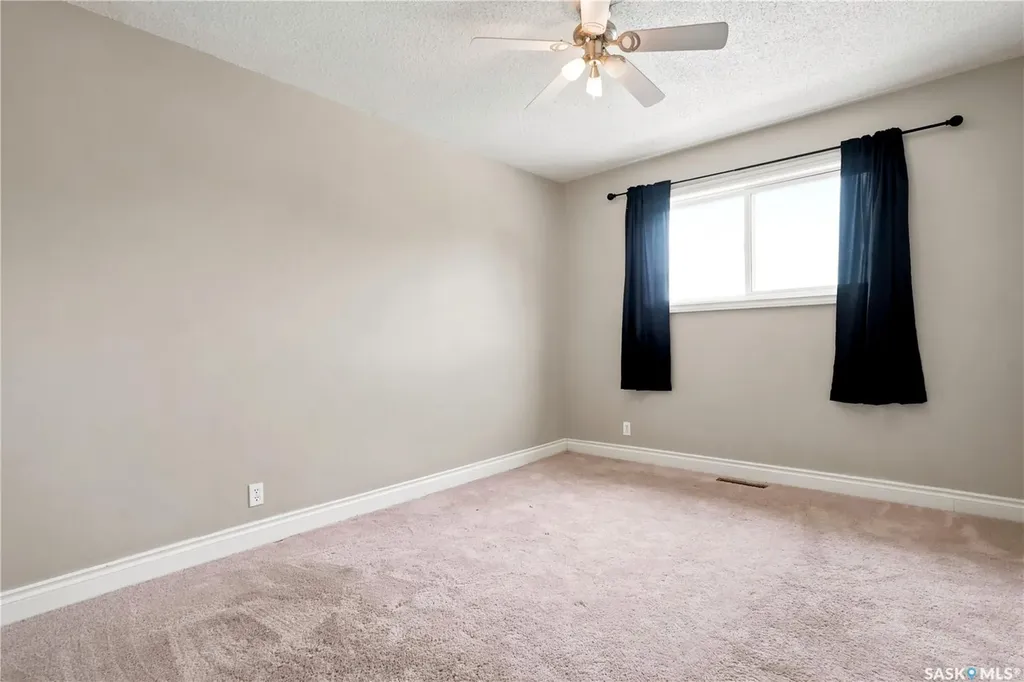 1292 Gordon Road Moose Jaw SK S6H 3E5
