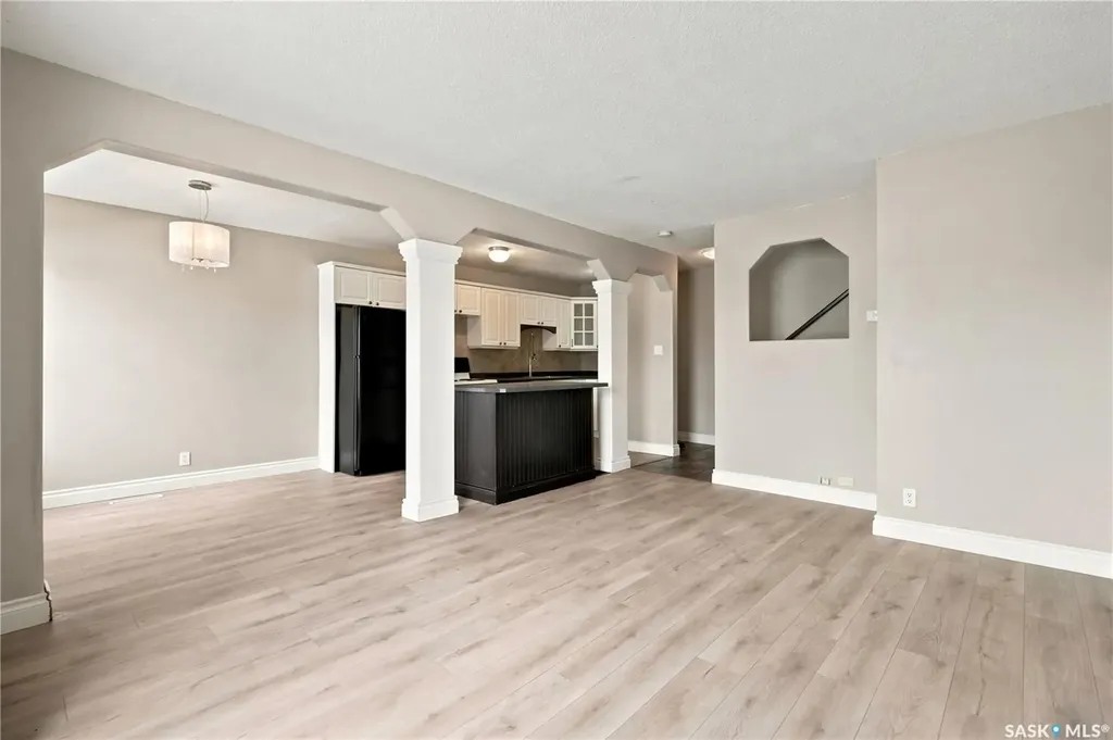 1292 Gordon Road Moose Jaw SK S6H 3E5
