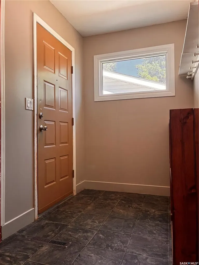 217 3a Street E Nipawin SK S0E 1E0