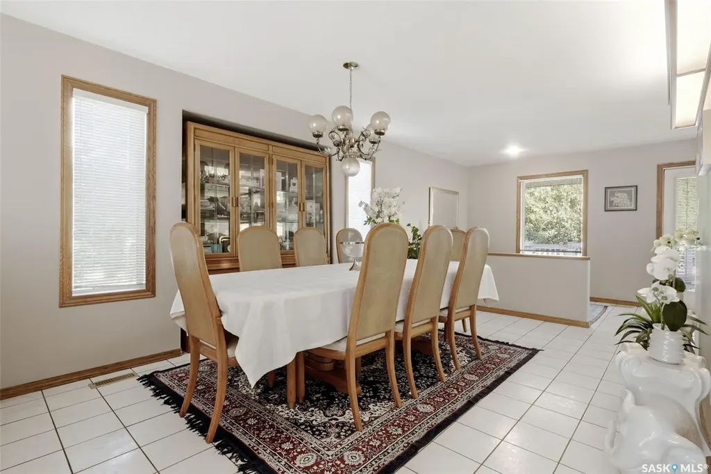 2135 Potts Crescent E Regina SK S4V 2E6