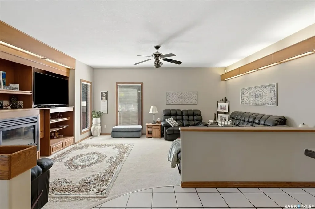 2135 Potts Crescent E Regina SK S4V 2E6