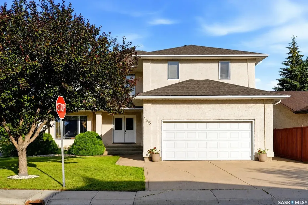 2135 Potts Crescent E Regina SK S4V 2E6