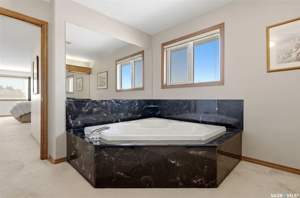 2135 Potts Crescent E Regina SK S4V 2E6