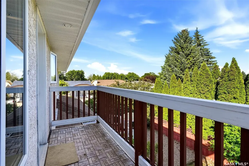 2135 Potts Crescent E Regina SK S4V 2E6
