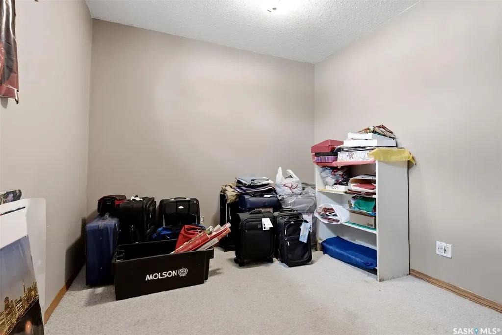 2135 Potts Crescent E Regina SK S4V 2E6