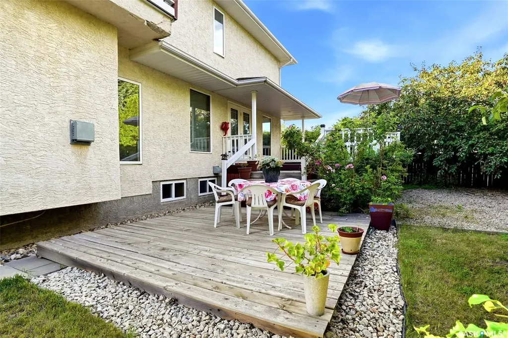 2135 Potts Crescent E Regina SK S4V 2E6
