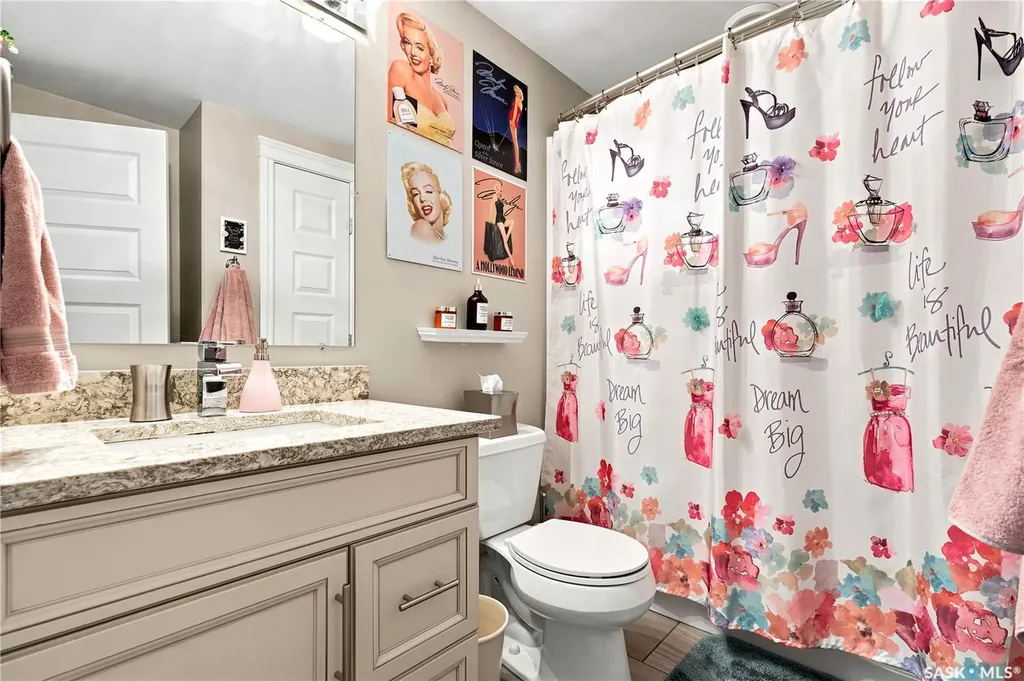 335 Dawson Crescent Saskatoon SK S7R 0K1