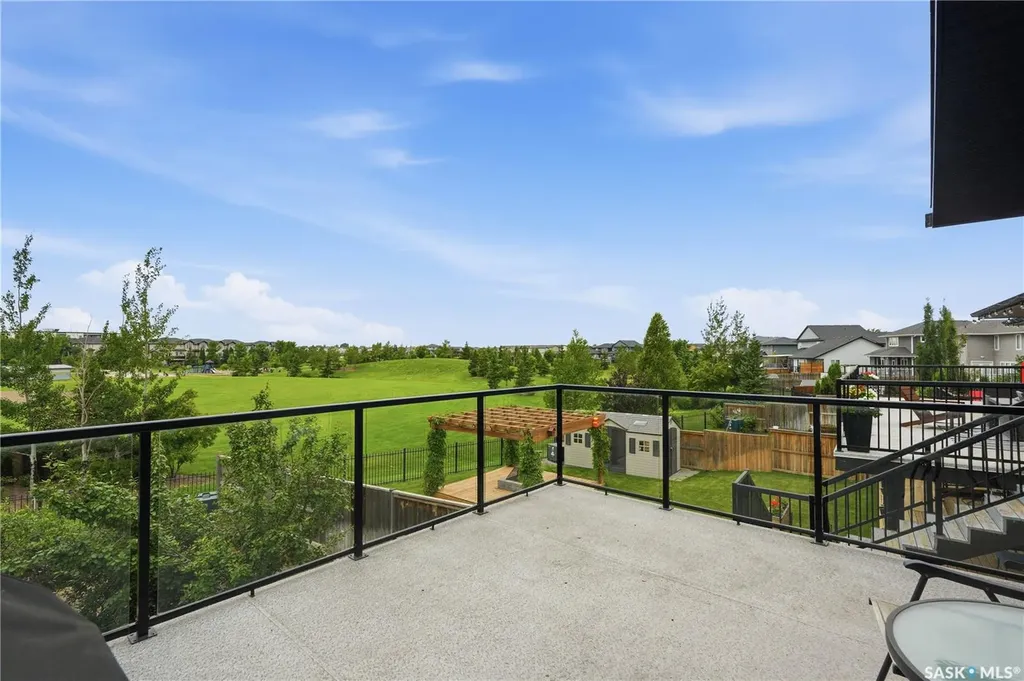 335 Dawson Crescent Saskatoon SK S7R 0K1