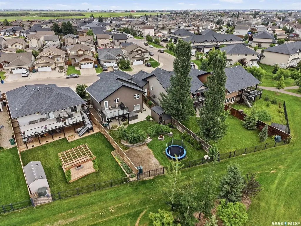 335 Dawson Crescent Saskatoon SK S7R 0K1