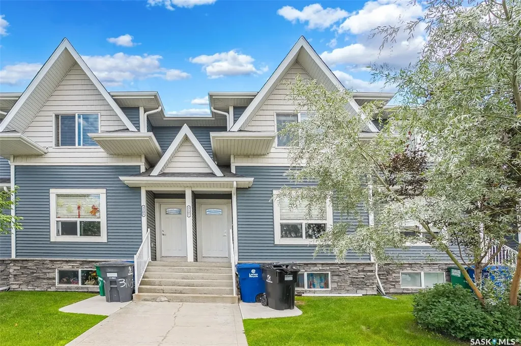 3107 Mcclocklin Road Saskatoon SK S7R 0J1