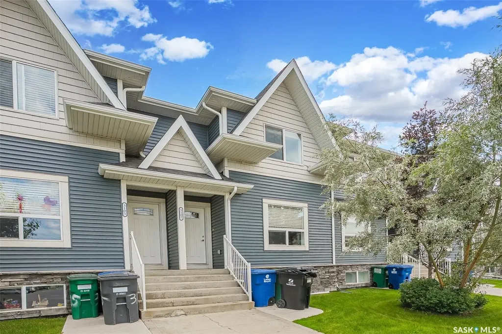 3107 Mcclocklin Road Saskatoon SK S7R 0J1
