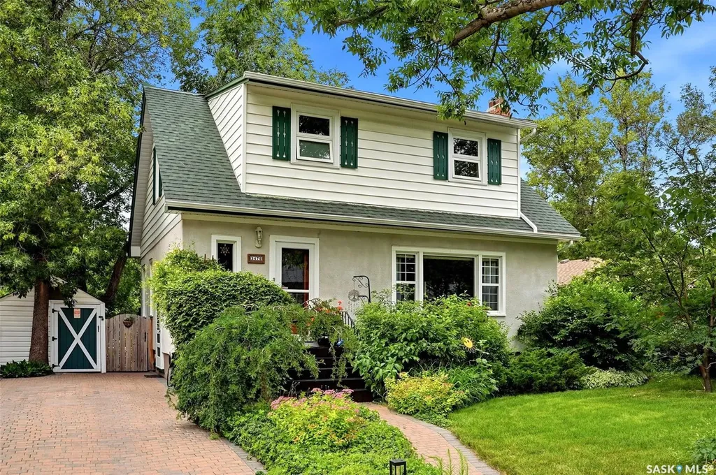 3470 Angus Street Regina SK S4S 1R2