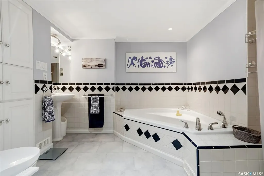 3470 Angus Street Regina SK S4S 1R2